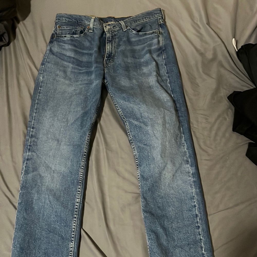 Levi 36x30 blue jeans